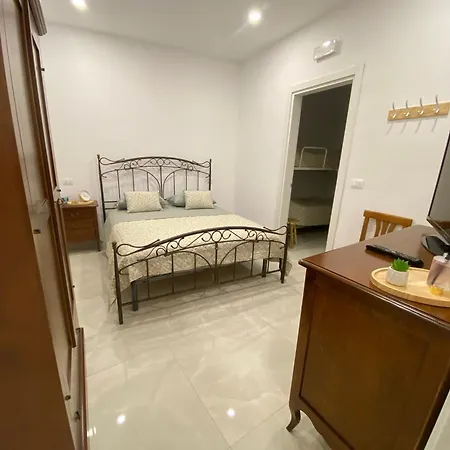 La Piazza Bed & Breakfast Trasacco