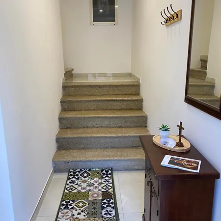 La Piazza Bed & Breakfast 3*