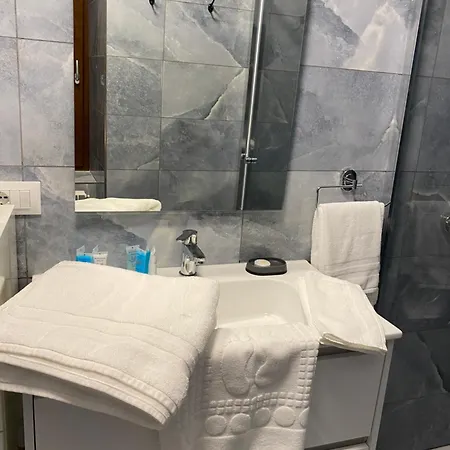 La Piazza 3* Trasacco