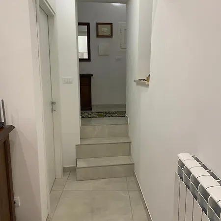 La Piazza 3*