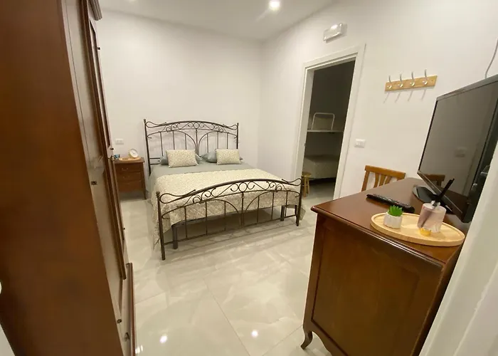 La Piazza Alojamento de Acomodação e Pequeno-almoço Trasacco